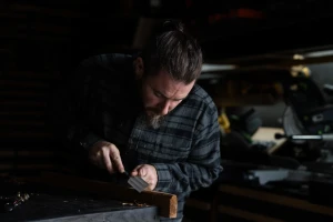 Unique custom timber fine furniture makers and designers, Soul Form Furniture, Ireland. Niall Walsh