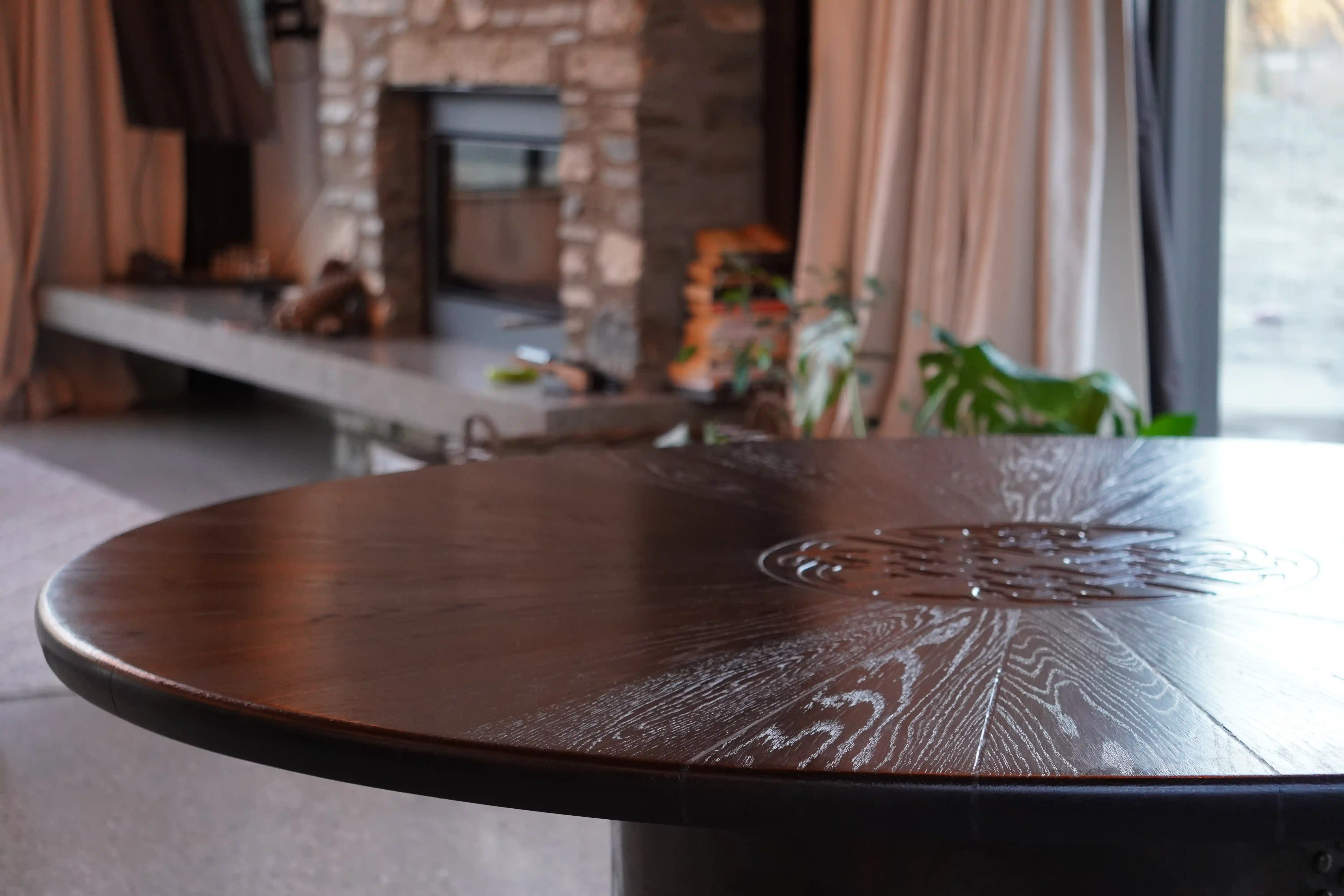individual oak segments forming the circular tabletop design