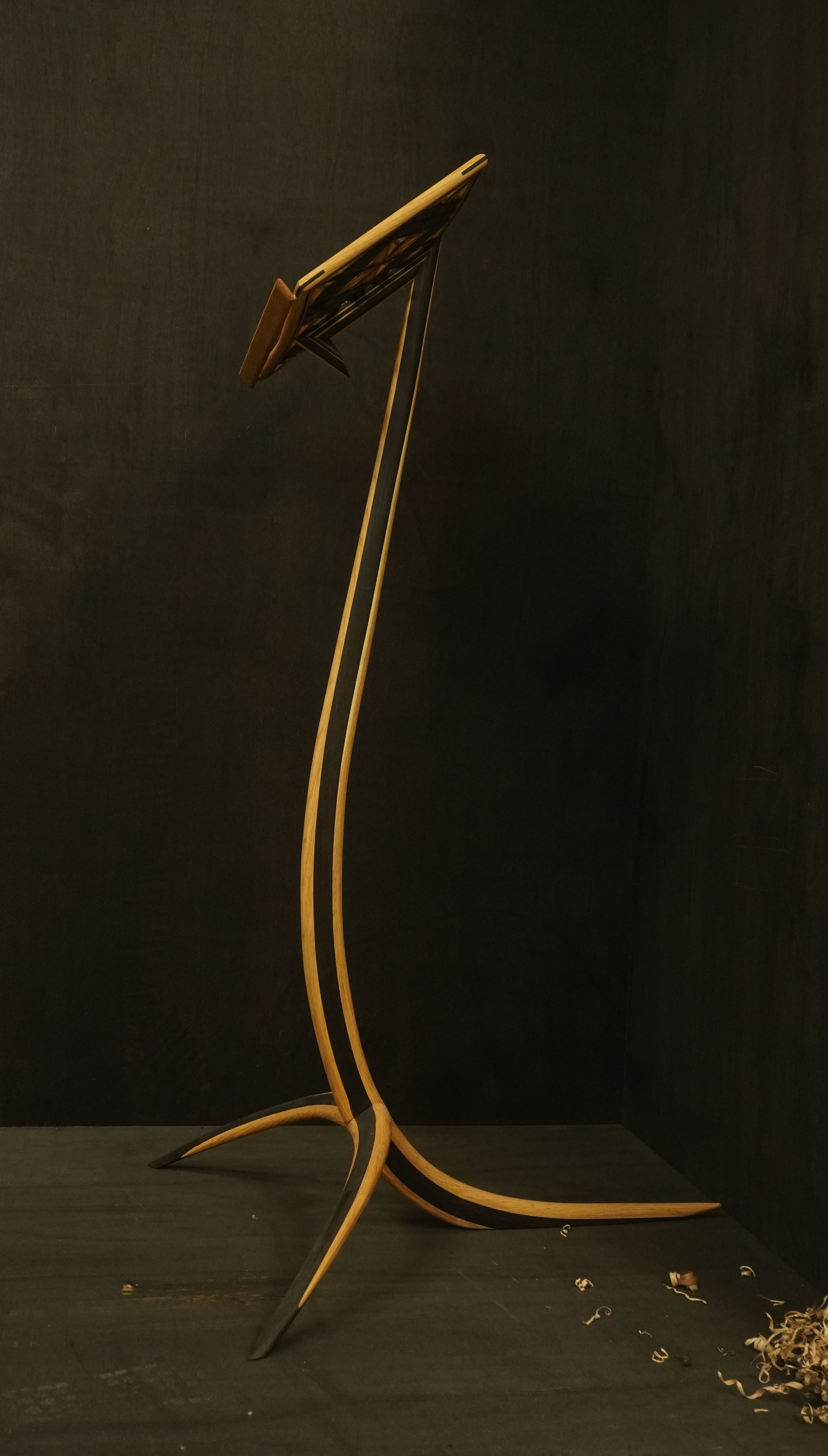 light and beautiful lectern, with kumiko pattern crafted from precisely cut oak pieces
